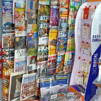 Kiosco de Prensa Calle Serrano 104 revistas